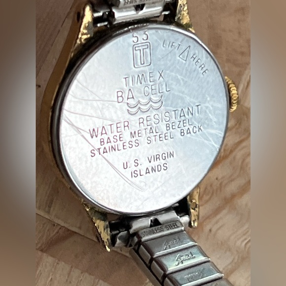 Timex Ladies Watch Vintage Two Tone Stretch Bracelet Gold Tone Dial - Picture 10 of 11